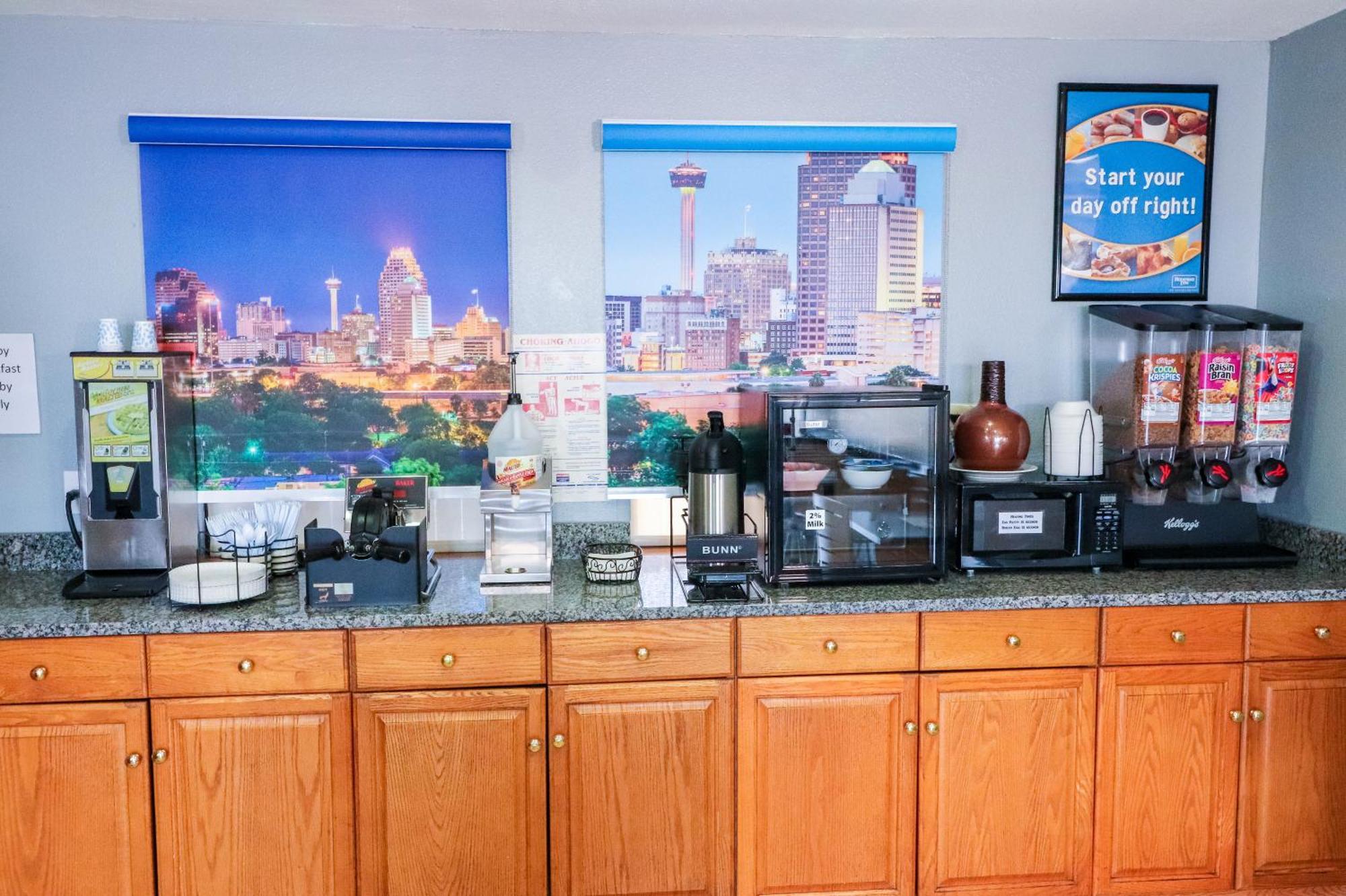 Rodeway Inn San Antonio Lackland Afb - Seaworld מראה חיצוני תמונה